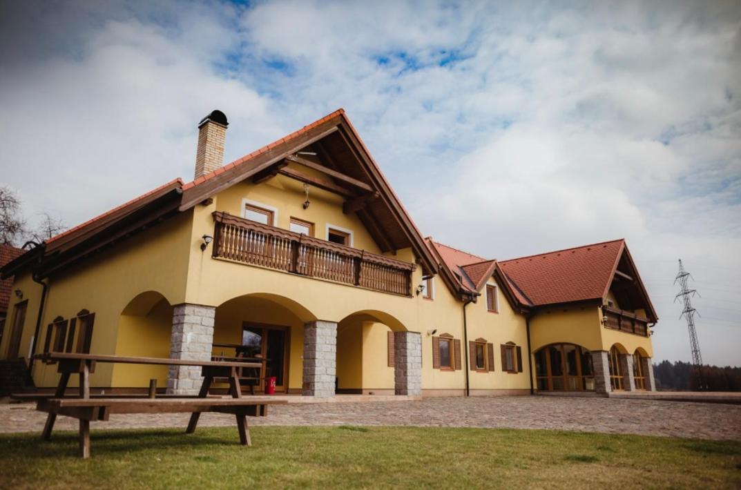 Penzion Na Bouci Chotěboř Bagian luar foto